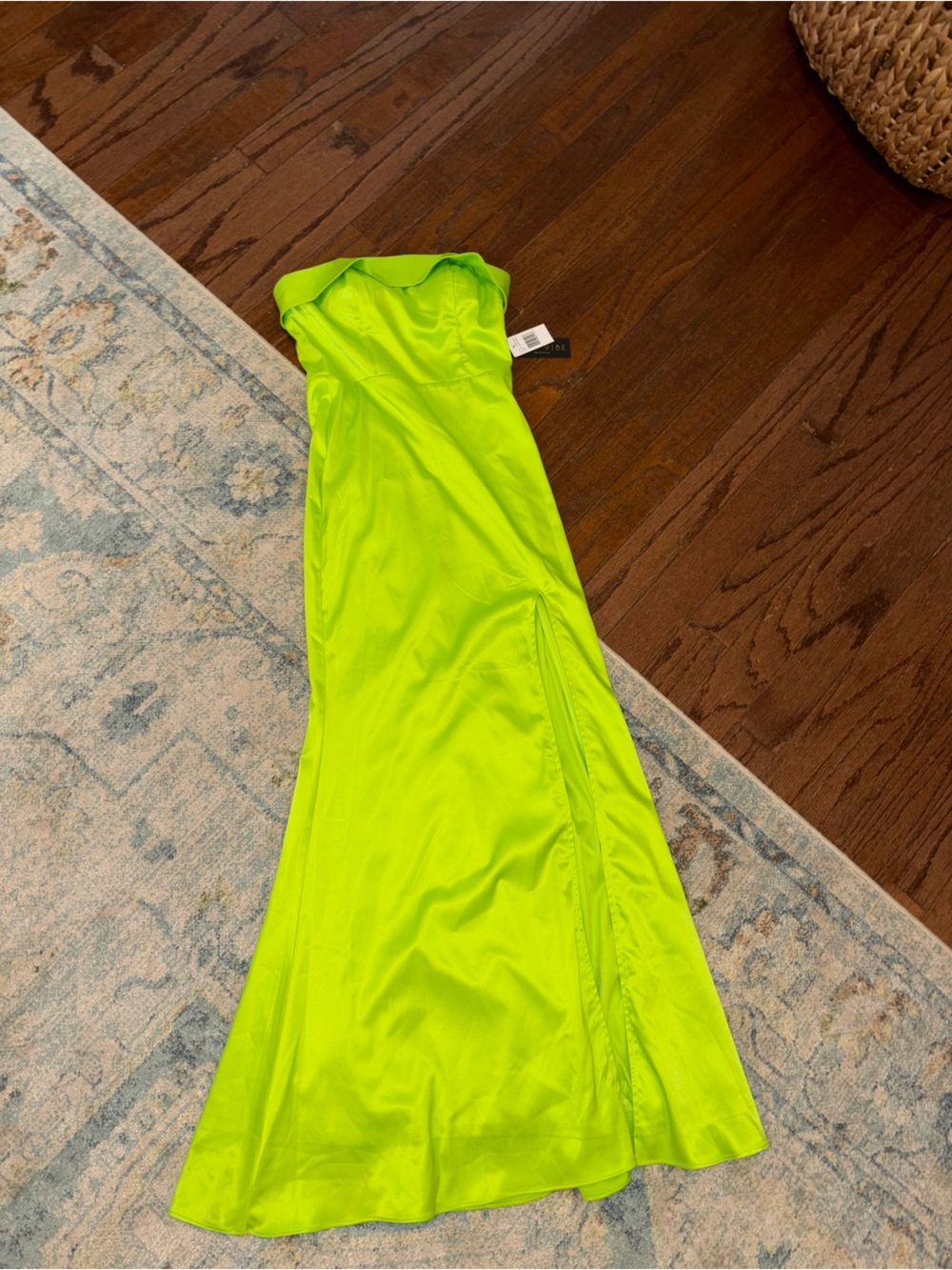 City Vibe lime green strapless formal gown NWT